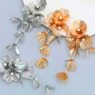 Vintage Flower Necklace & Earrings