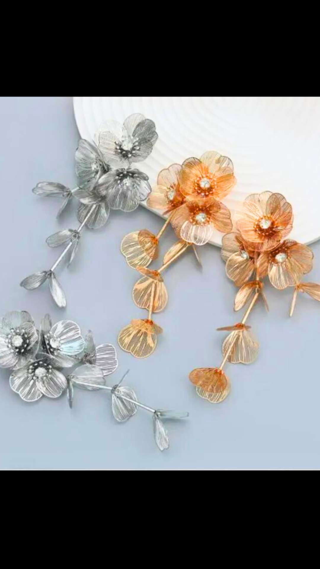 Vintage Flower Necklace & Earrings