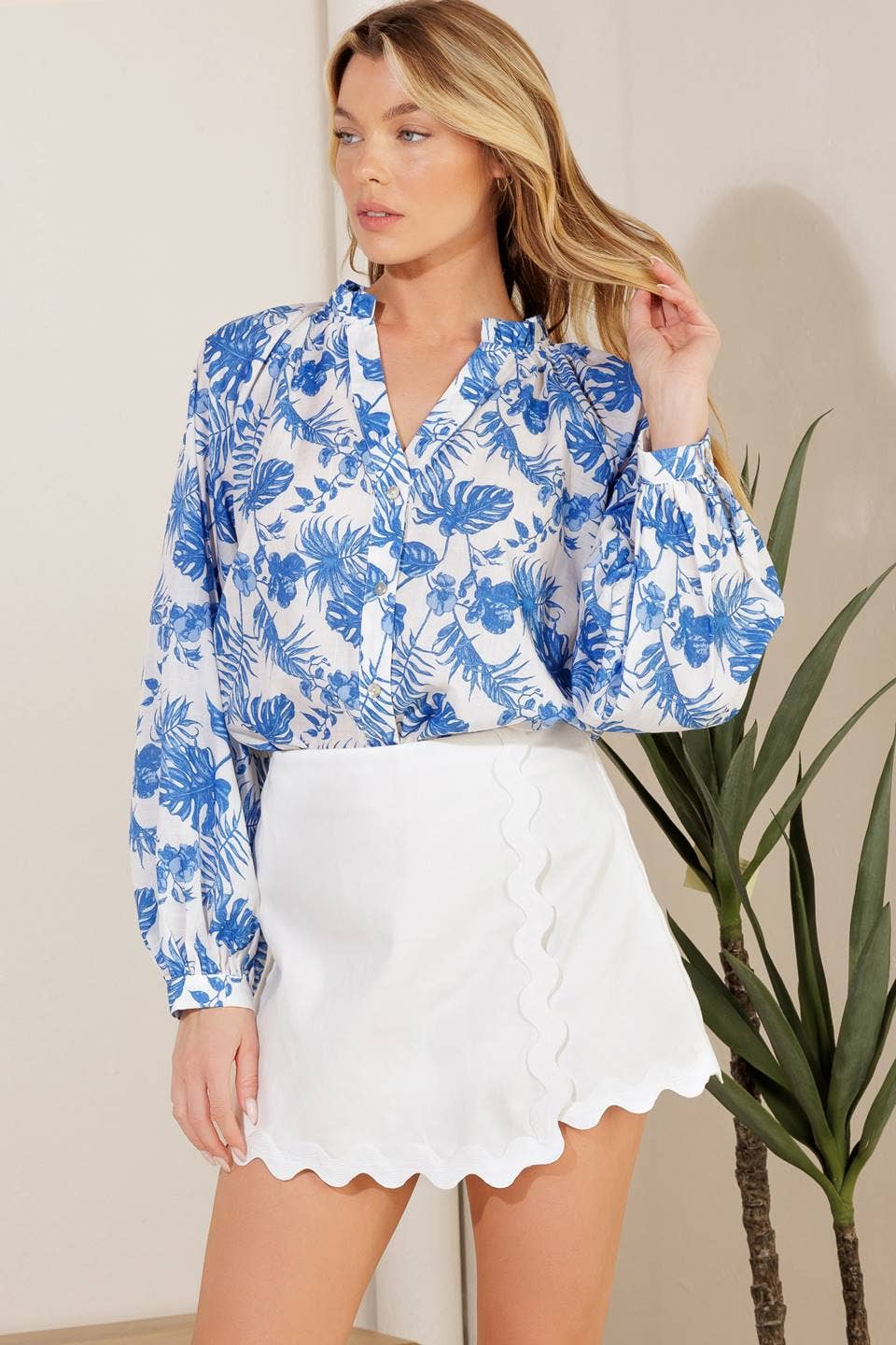 Scalloped Trim White Skort