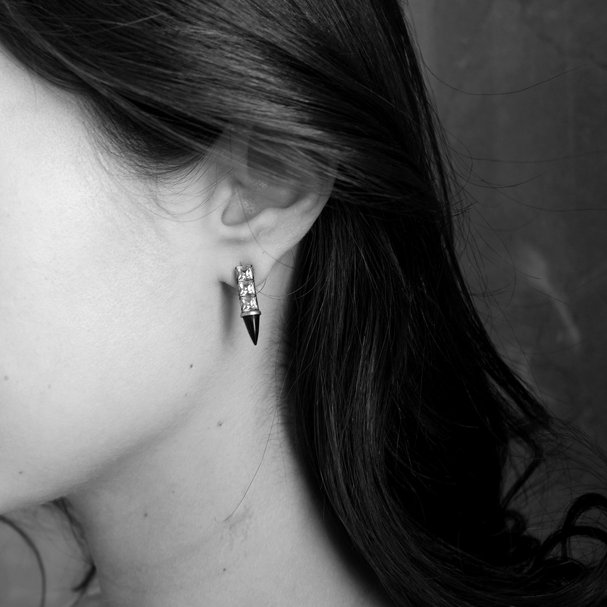 Lilu Earrings | Black